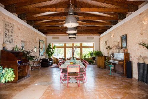 Elegant Restored Luxury 600 year old Farmhouse Las Chumberas 6 Bedrooms Stunning Views Santa Gertrudis