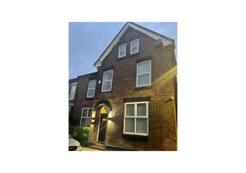 Home @ 2 Tancred Road - Liverpool Home @ 2 Tancred Road - Liverpool