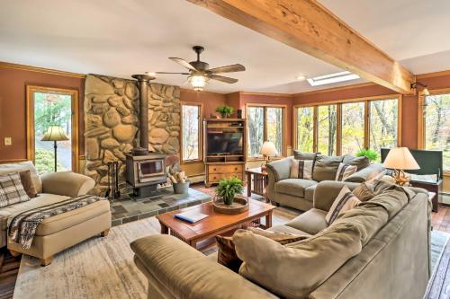 Outdoor Theater, Deck and Fire Pit Poconos Retreat