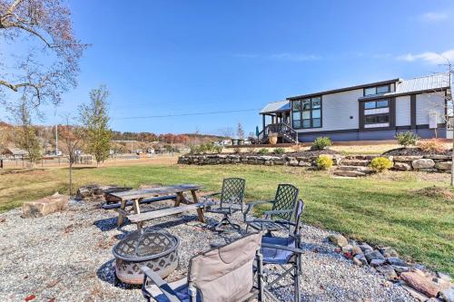 Tiny Home Retreat with Fire Pit about 3 Mi to Lake! in Morganton, USA