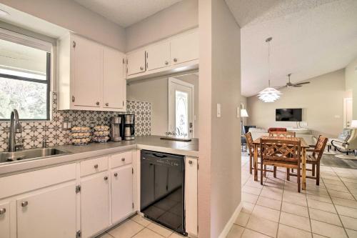 Bright Jonestown Retreat w/ Yard & Porch! in Jonestown