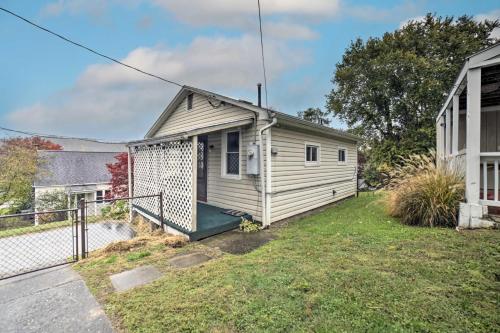 . Walkable New Martinsville Studio with Own Patio