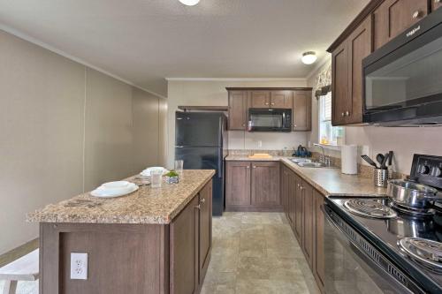 Cassopolis Cabin, Private Deck & Lake Access!, Cassopolis (fotografie 8)