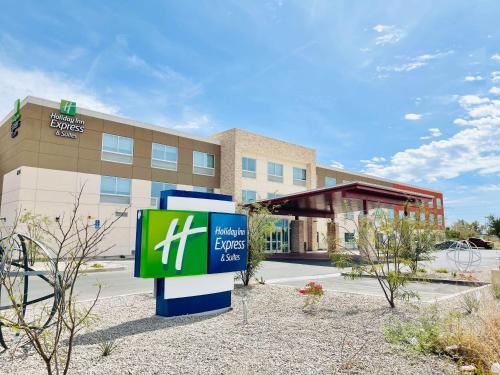 Holiday Inn Express & Suites Blythe, an IHG Hotel