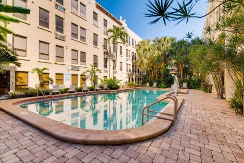 Palm Beach Hotel Penthouse 3 - 2bd-2ba - image 9