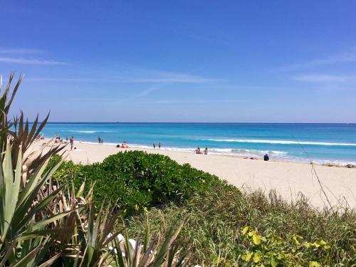 Palm Beach Hotel Penthouse 3 - 2bd-2ba - image 13