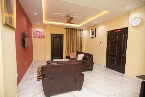 Stunning 2-Bedroom Furnished Apartment in Accra