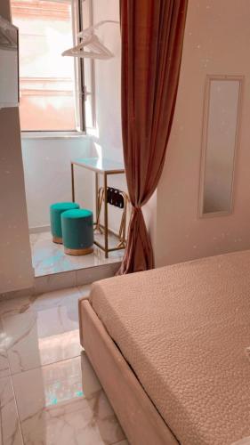 Domus Leone Tre – Naples, CO