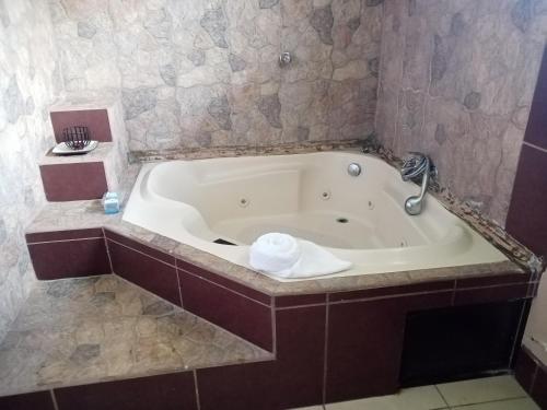 Triple Room image 1