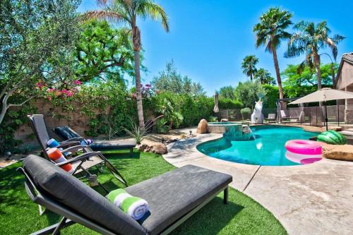 Casa Serenity - Luxury Living w Pool & Jacuzzi - Accommodation - Indio