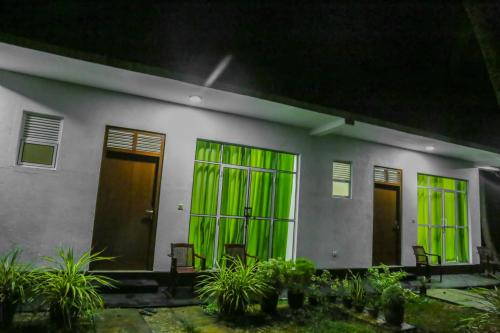 Sandy Palms Guesthouse - image 3