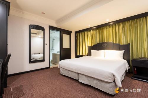 Superior Double Room room in Wow Happy Daan