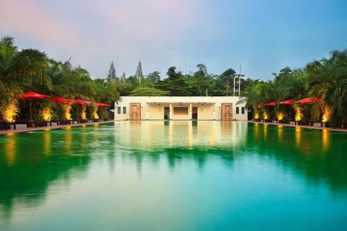 Scenic Pool Villa and Resort Pattaya