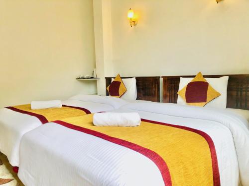 Deluxe Double Room image 5