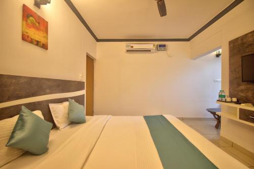 Guestroom, Oceano Beach Resort Goa in Arambol Beach