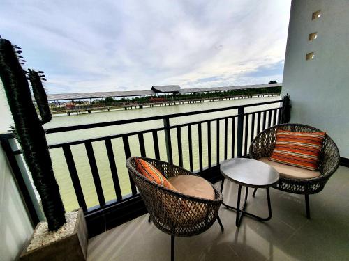 View, Shanghai Resort  in Chantrea