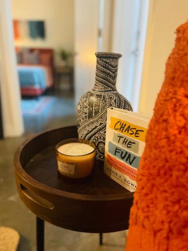 Lovely Modern 2 bedrooms 2 baths unit in Hollywood