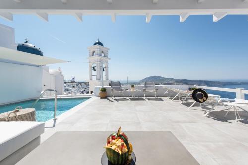 Aqua Marine Suite with Outdoor Pool and Panoramic Sea & Caldera View