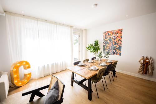  Premium 2 Bedroom Serviced Apartment 71M2 -VP2C- in Rotterdam