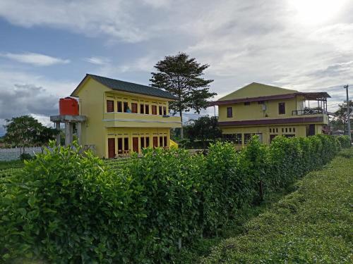 Berastagi Mountain View Homestay & Pizzeria