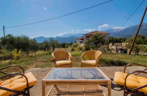 Laconian Collection 'Magoula's Spacious Home' gîte à louer Agrapidhoúla