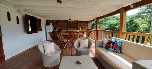 Fasilitas, Habitation Colas in Pointe-Noire