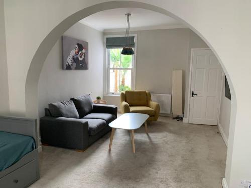 Picture of Napier - A Beautiful House In The Best Southsea Location