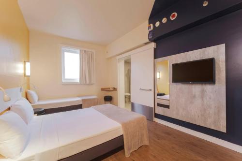 Ibis Budget Farroupilha