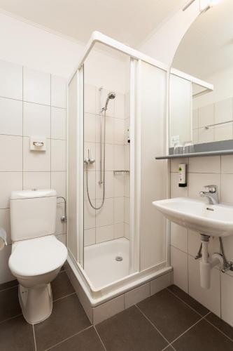 Double Room with Balcony and Lake View