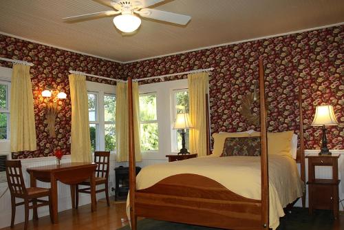 Case Ranch Inn Bed and Breakfast