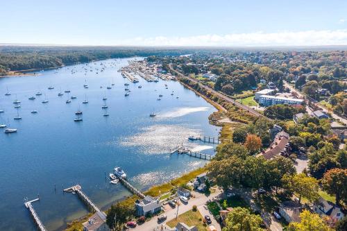 East Greenwich Waterfront Home-Walk to Town Shops - image 17