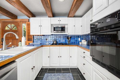 East Greenwich Waterfront Home-Walk to Town Shops - image 25