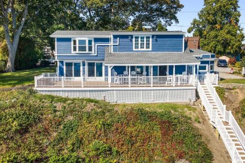 East Greenwich Waterfront Home-Walk to Town Shops - image 43