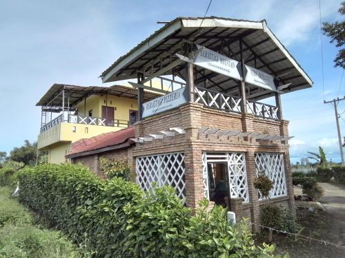 Berastagi Mountain View Homestay & Pizzeria