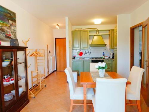  [Siena] Appartamento con splendido terrazzo in Presciano