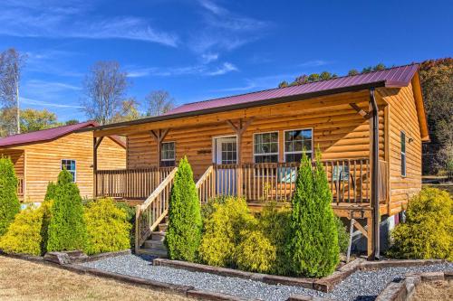 Cozy Cabin Less Than 8 Mi to Great Smoky Mtn Ntl Park