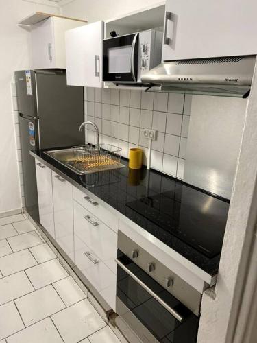 Appartement moderne, 2 chambres, proche aeroport • CHU • port in Les Abymes