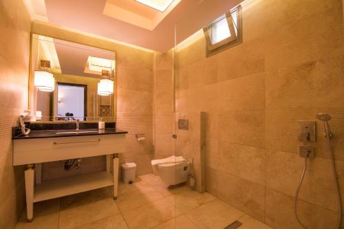 The Mediteran Hotel - image 5
