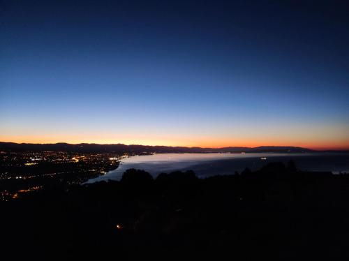 ทัศนียภาพ, Uphill Opatija Apartment in เบรกี