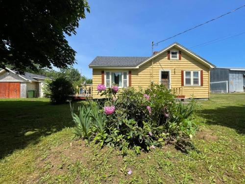 Little Yellow House In The Heart Of The Valley