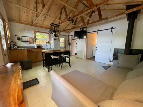 Leland’s Lakehouse in New Minas (NS)