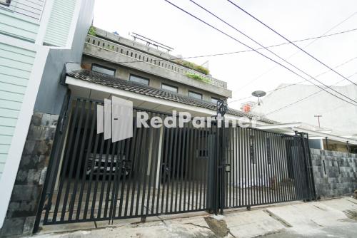 Tomang Gelong Guest House Syariah Mitra RedDoorz – Jakarta, NY