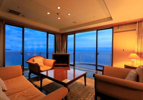 Suite with Sea View