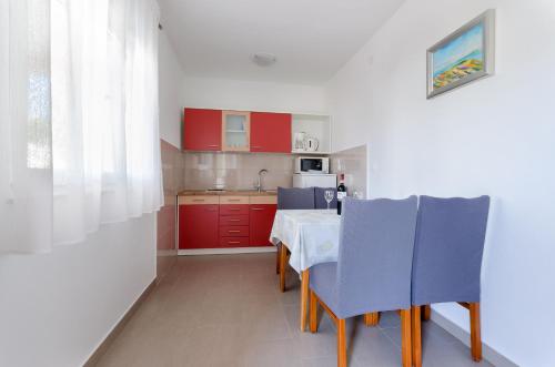 One-Bedroom apartment Standard image 8