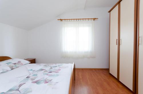 Two-Bedroom Apartment image 5