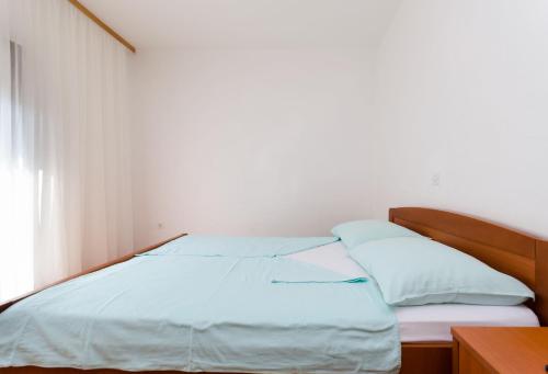 Two-Bedroom Apartment with Balcony image 7