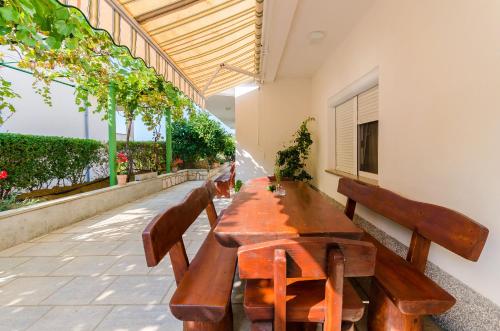 Two-Bedroom Apartment with Terrace room in Apartments Ruza A