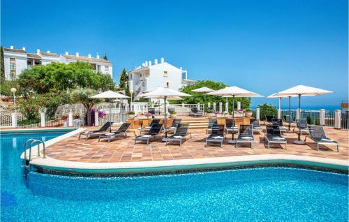  Beautiful Apartment In Pego With Sauna, 3 Bedrooms And Outdoor Swimming Pool in Pego