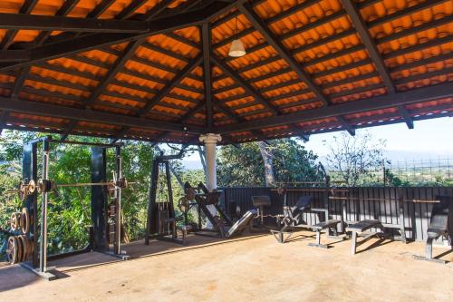 Two Acre Private Costa Rican Villa Volcano Views Gym Hot Tub