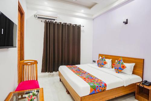 FabHotel Hexa Noida Sector 56